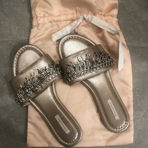 Victoria’s Secret Slides Size 8